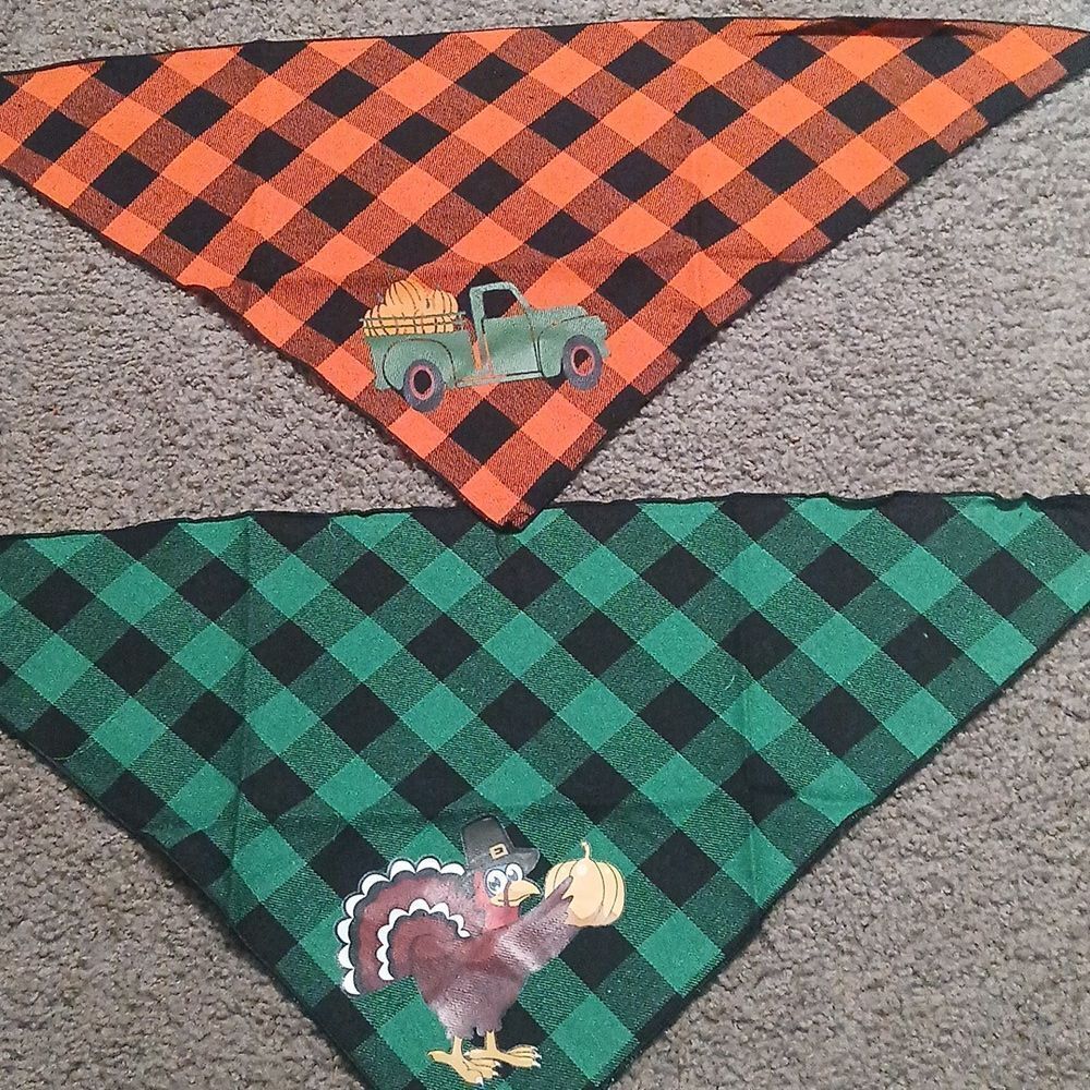 Fall Thanksgiving  2 pack bandana set  Brand new in package neck 24"acro…